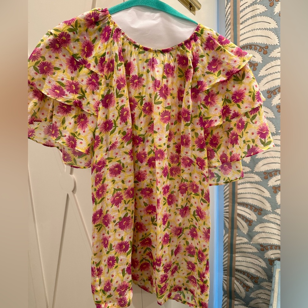 Banjanan Top yellow floral print size small